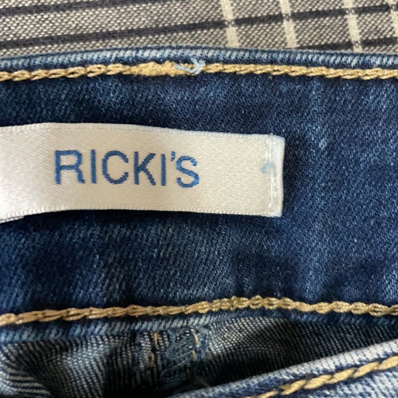 Rickis Jean capris - Picture 2 of 4
